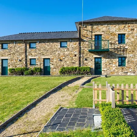 Luxurious In Outeiro - Private Pool * San Saturnino